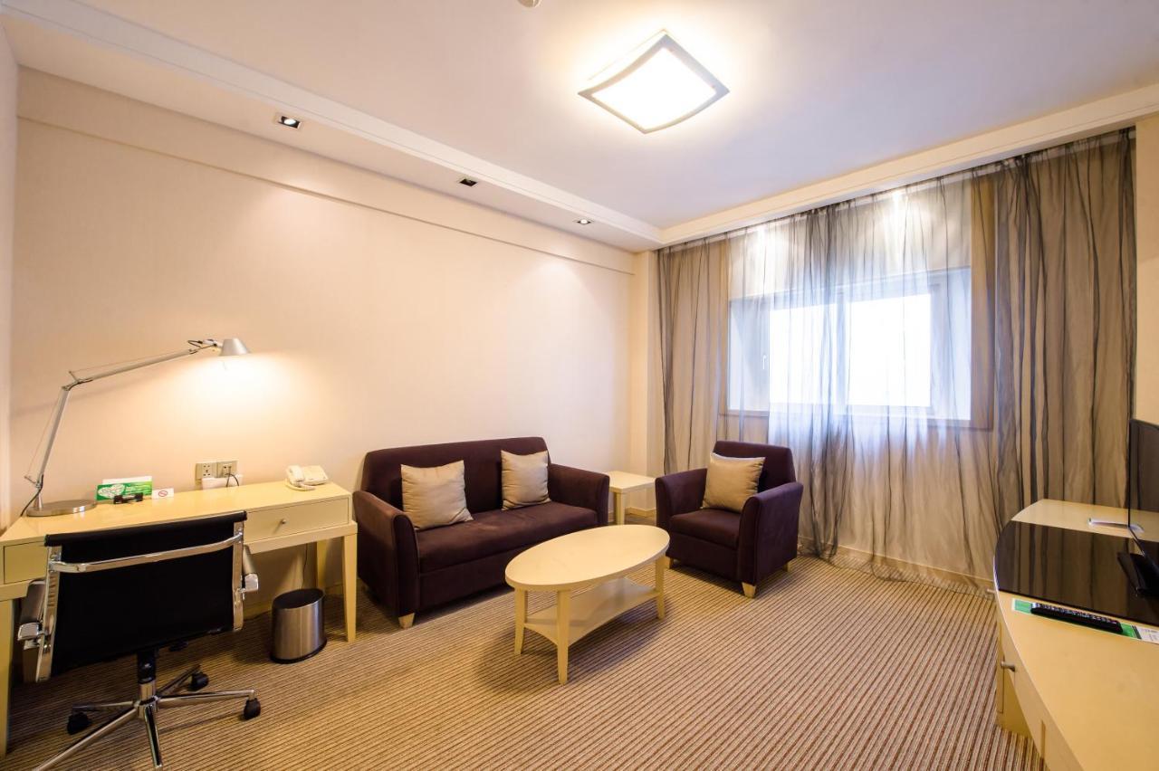 Holiday Inn Downtown Shanghai Eksteriør billede